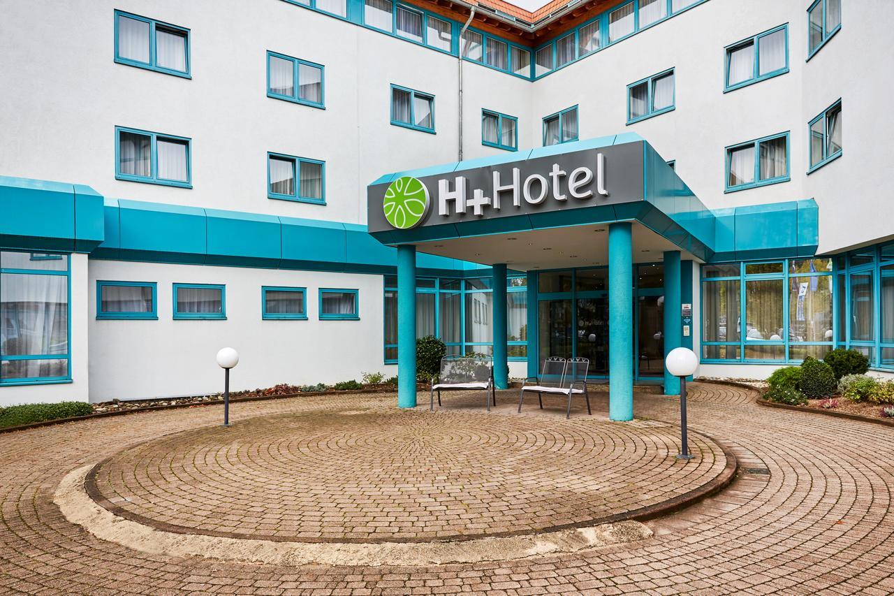 H+ Hotel Stuttgart Herrenberg Exterior foto